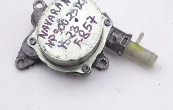 Nissan Navara D23 Vacuum pump 146508418R