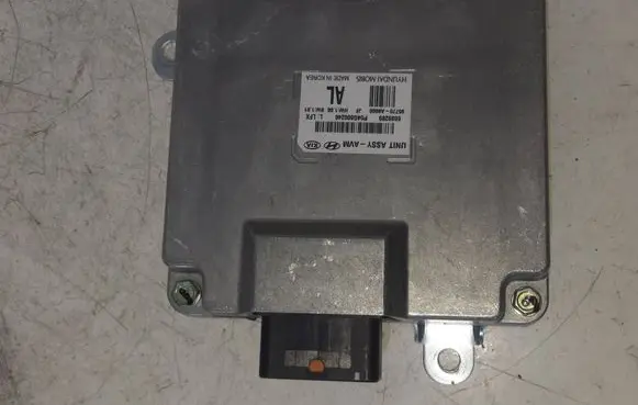 KIA Optima Voltage converter/converter module 6689289 P04G600246 95770A8000