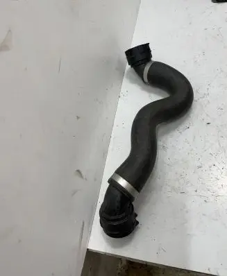 Mercedes-Benz C W205 Engine coolant pipe/hose a2050017484 DBL625416 P2024713