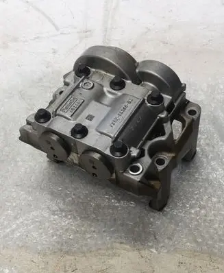 Ford Mustang VI Oil pump balance shaft FB5E6K360
