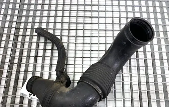 Hyundai Tucson JM Air intake hose/pipe 281392E250