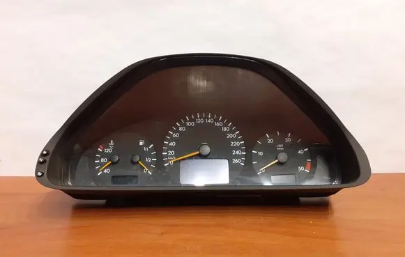 Mercedes-Benz E W210 Speedometer (instrument cluster) A2105405248 88311281