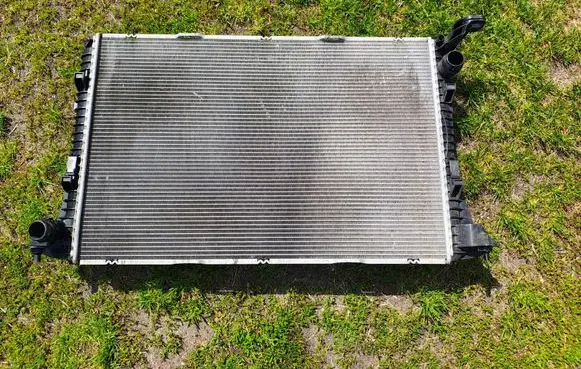 Audi RS7 C7 Coolant radiator 4G0121251N 777162 VPBTBH8005DF