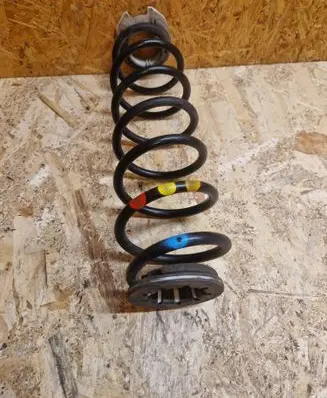 Opel Mokka B Rear coil spring