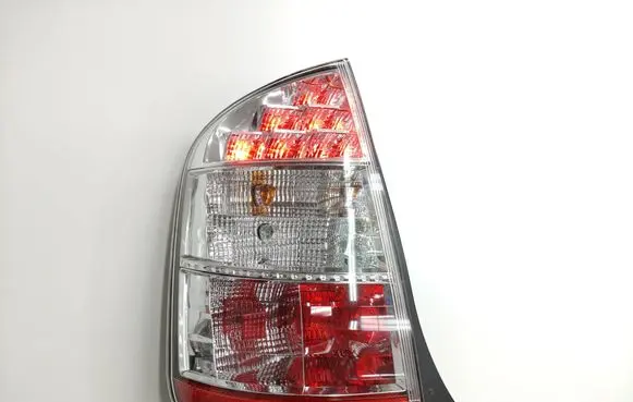 Toyota Prius (XW20) Rear/tail lights
