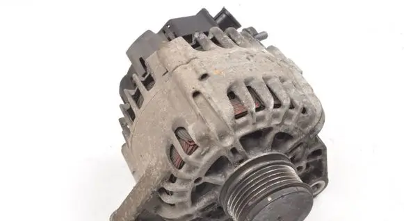 KIA Ceed Generator/alternator 373002A601