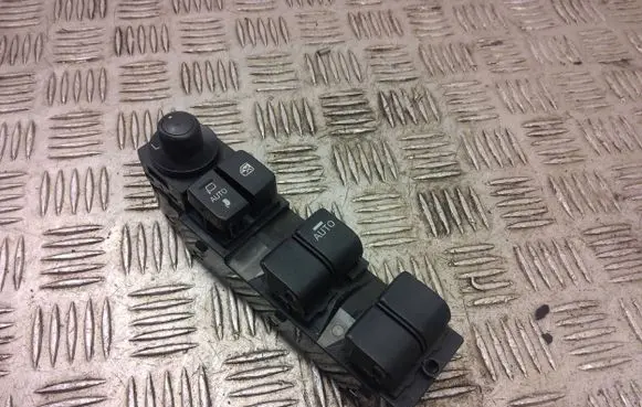 Mazda CX-3 Electric window control switch dh8t66350