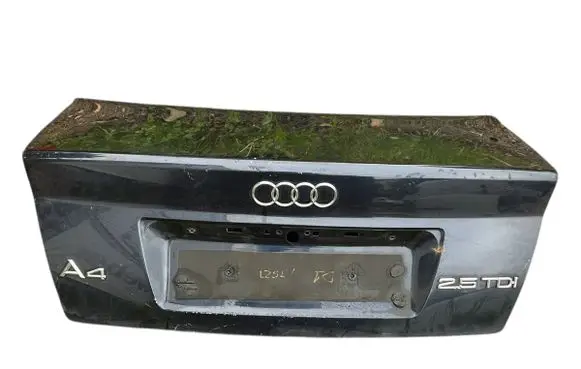 Audi A4 S4 B5 8D Tailgate/trunk/boot lid