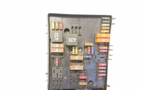Volkswagen Touran I Fuse module 1K0937124 1H130503351