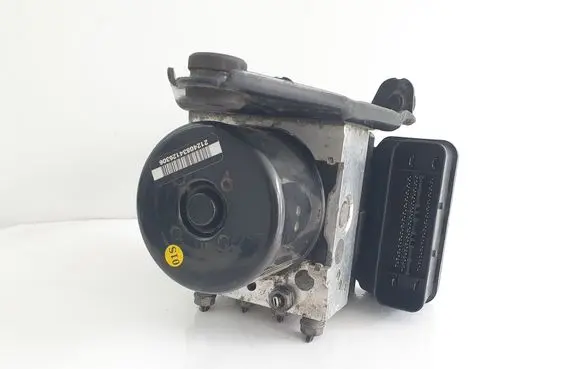 Skoda Octavia Mk2 (1Z) ABS Pump 1K0907379BD 1K0614517CN