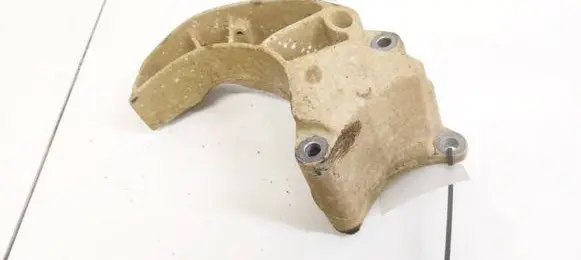 Mercedes-Benz B W245 Engine mounting bracket a1692410601
