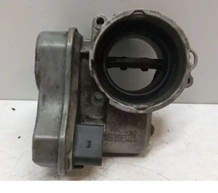 Volkswagen PASSAT B6 Throttle valve 03G128063B 21405B0221