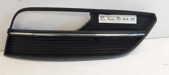 Audi A3 S3 8V Front fog light trim/grill 8V3807682A
