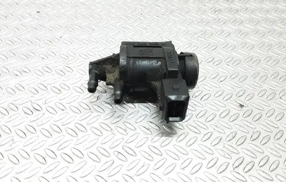 Audi A2 Turbo solenoid valve 1J0906283A