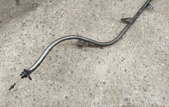 Mercedes-Benz C W205 Oil level dip stick A6516922