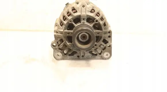 Volkswagen Polo Generator/alternator 2542282C