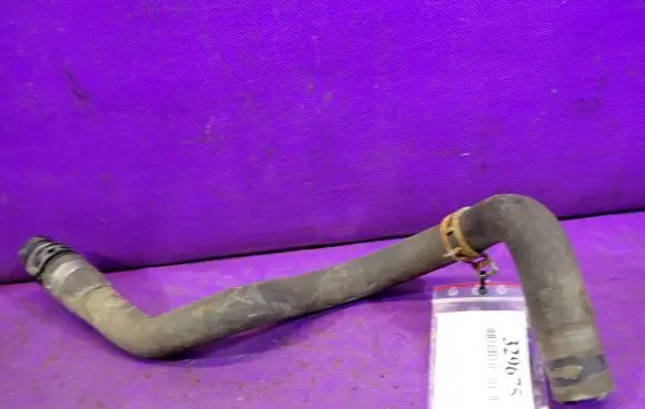 Ford Mondeo MK IV Engine coolant pipe/hose
