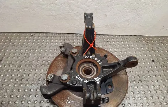 Renault Clio IV Front wheel hub spindle knuckle S25056033 400145894R