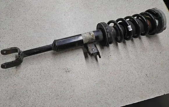 BMW 5 F10 F11 Front shock absorber with coil spring