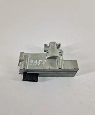 Volkswagen Touareg I Steering wheel lock 