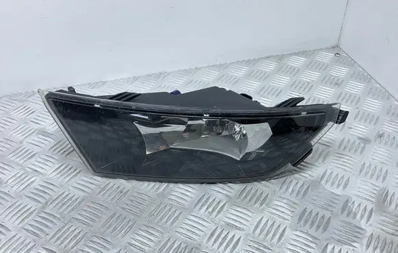 Skoda Fabia Mk3 (NJ) Front fog light 6V0941700