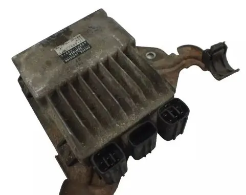 Toyota Avensis T250 Fuel injection control unit/module 8987120070