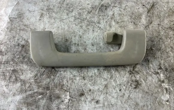 Audi A4 S4 B6 8E 8H Rear interior roof grab handle 8E0857608