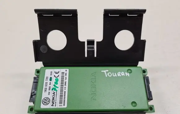 Volkswagen Touran I Phone control unit/module 1K0035729