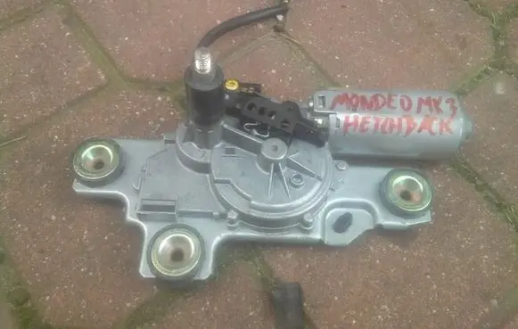 Ford Mondeo Mk III Rear window wiper mechanism 