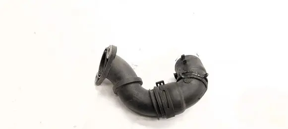 Nissan X-Trail T32 EGR valve line/pipe/hose 147134852R