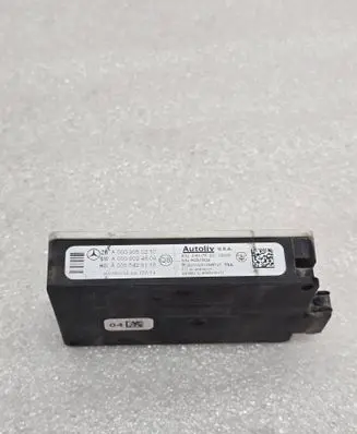 Mercedes-Benz GL X166 Blind spot module A0009050210