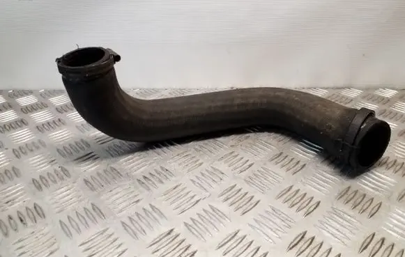 Volvo V40 Intercooler hose/pipe 31338095
