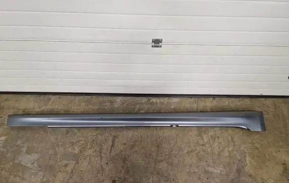 BMW 5 G30 G31 Sill 8064744