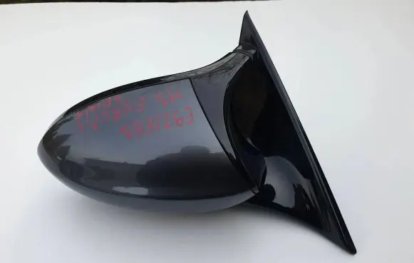 BMW M3 e92 Front door electric wing mirror E1020911 8040799
