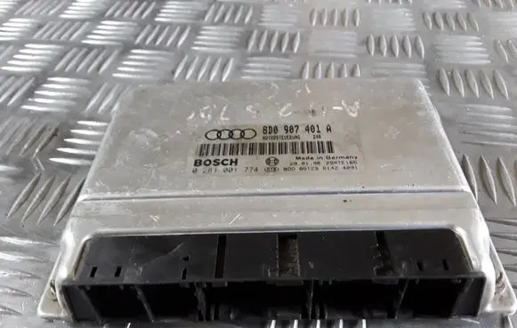 Audi A4 S4 B5 8D Engine control unit/module 8D0907401A 0281001774 28RTE166