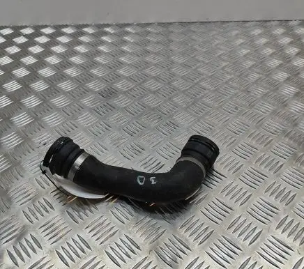 BMW X5 F15 Engine coolant pipe/hose 8517969