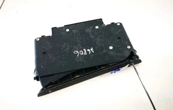 Volkswagen PASSAT B5 Cup holder 3b1858569
