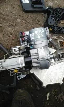 Volkswagen Polo VI Power steering pump brak
