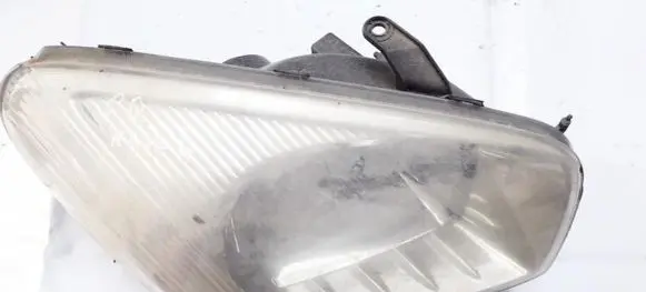 Toyota RAV 4 (XA20) Headlight/headlamp