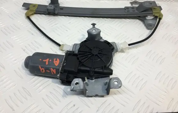 Nissan Qashqai Rear door window regulator with motor 402190A