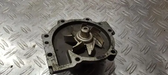 Volvo 850 Water pump 6842667