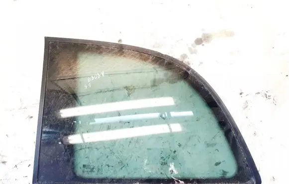 Opel Zafira A Rear side window