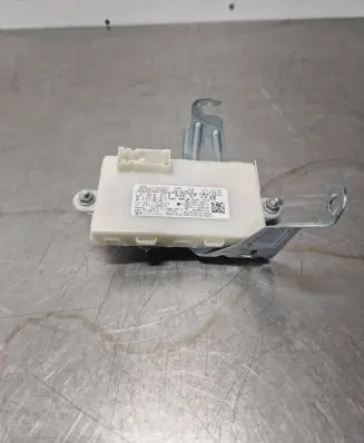 Keyless (KESSY) go control unit/module