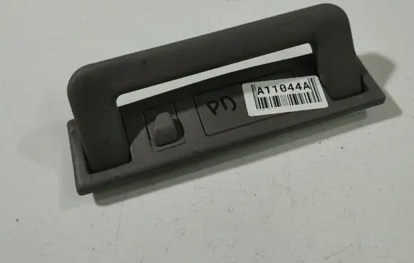 Audi 80 90 S2 B4 Rear interior roof grab handle 895857667