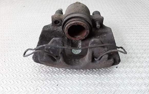 Volkswagen Golf V Front brake caliper