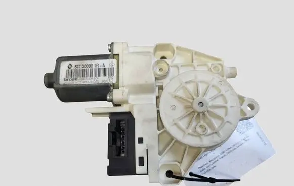 Renault Laguna III Rear door window regulator motor 827300001RA 0130822401 978409104