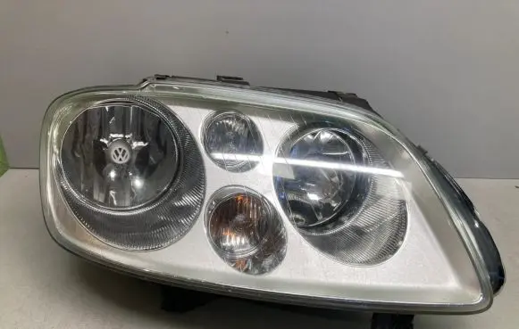 Volkswagen Touran I Headlight/headlamp 1T0941006R 0301205204