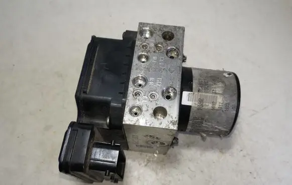 Opel Insignia A ABS Pump 13316697 16817008