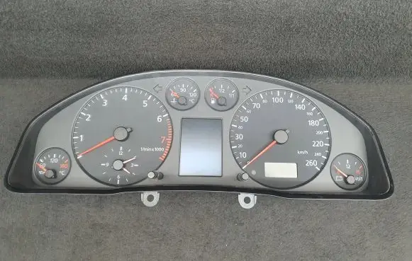 Audi A6 S6 C5 4B Speedometer (instrument cluster) 4B0919880H