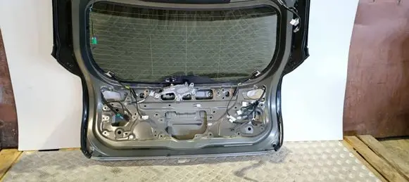 Toyota Yaris Cross Tailgate/trunk/boot lid 